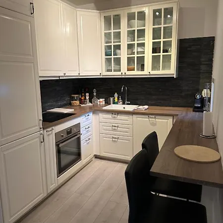 Sjarmerende Leilighet I Hjertet Av Appartement