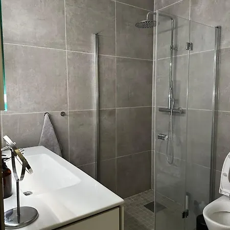 Sjarmerende Leilighet I Hjertet Av Appartement