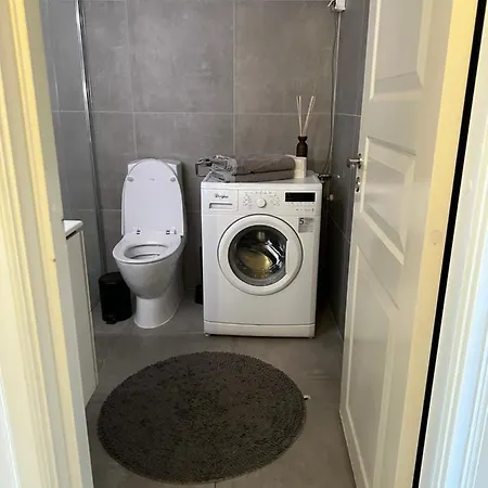 Sjarmerende Leilighet I Hjertet Av Appartement